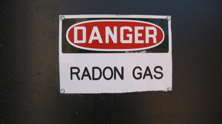 danger_radon_gas